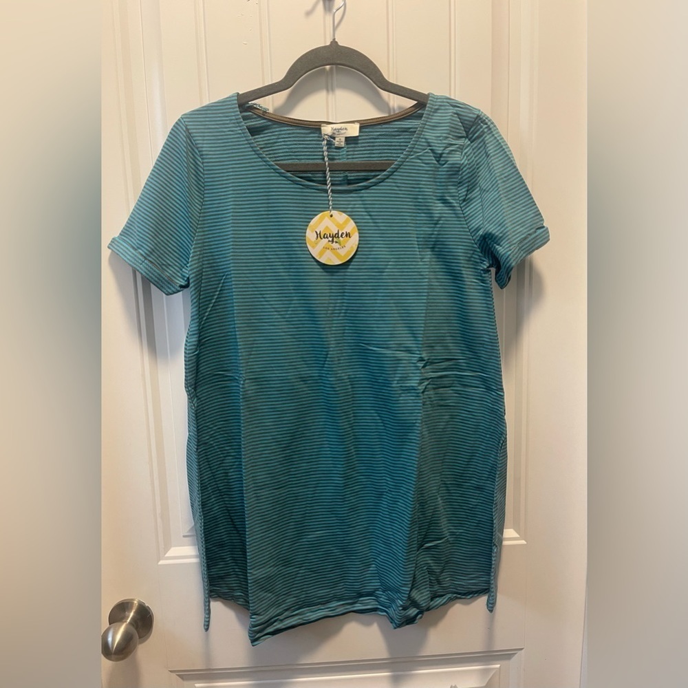 Hayden 
Womens shirt 
Size small 
NWT